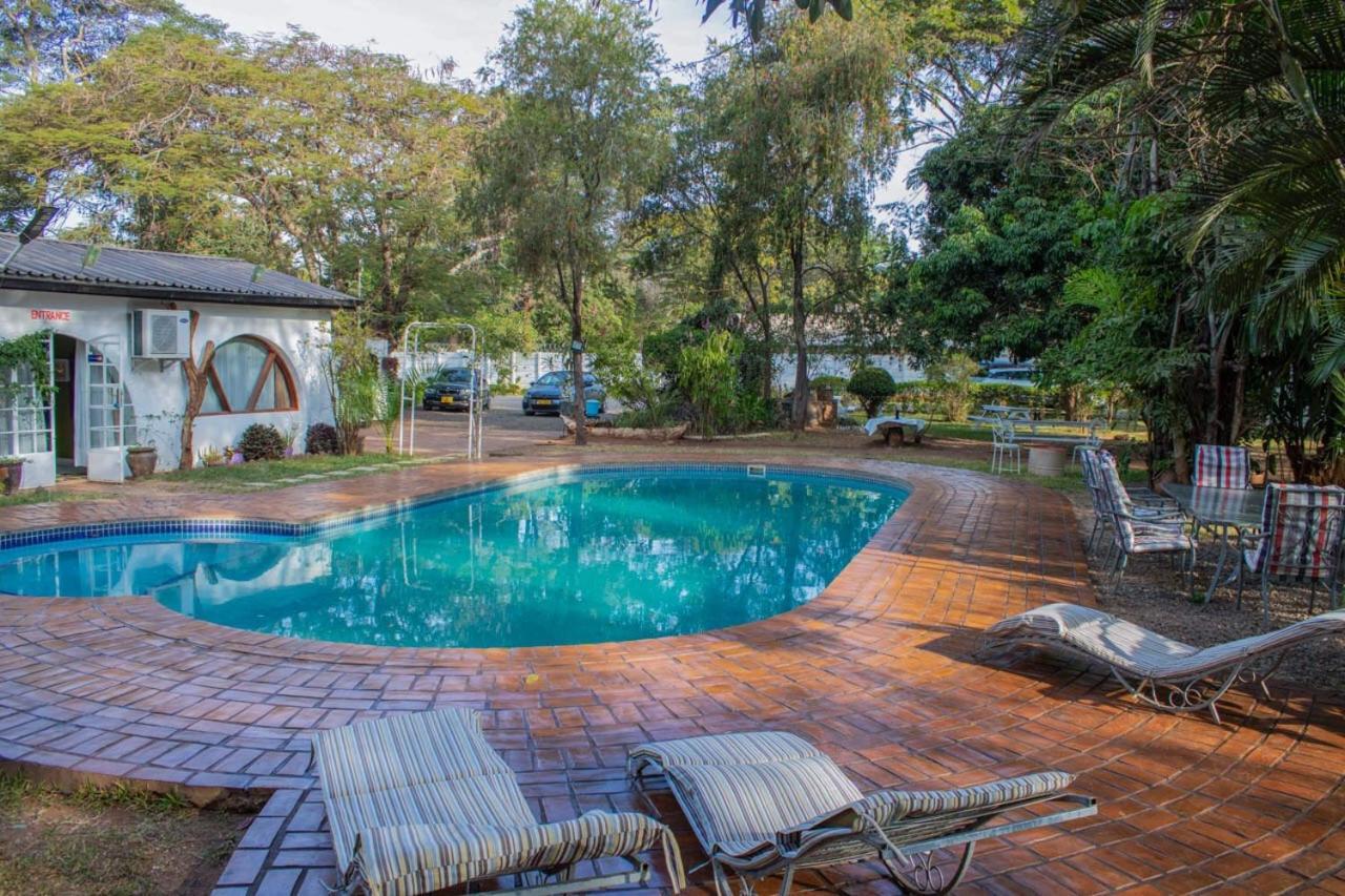The Ad Lib Executive Lodge Lilongwe Exterior foto